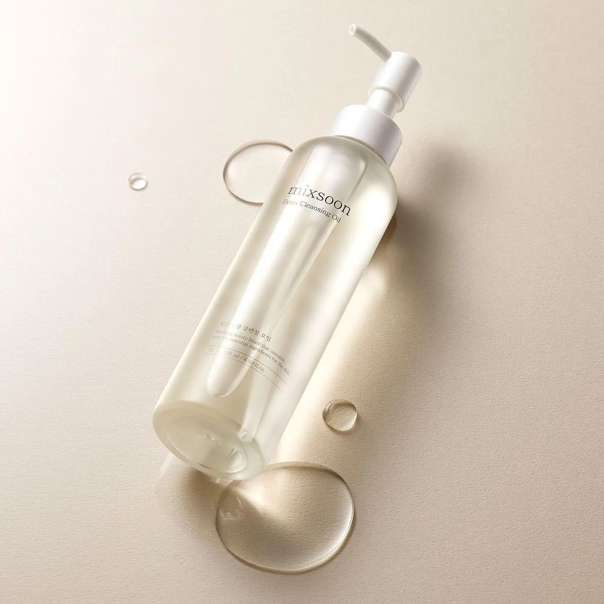 Mixsoon Bean Cleansing Oil lifestyle